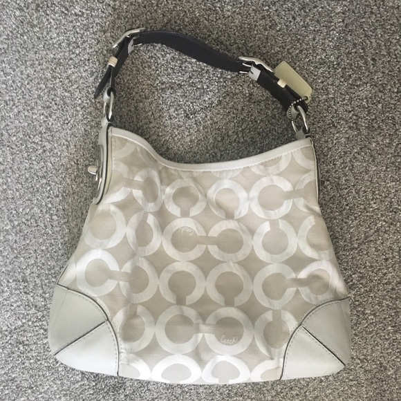 Coach Handbag - Picture 2 of 6